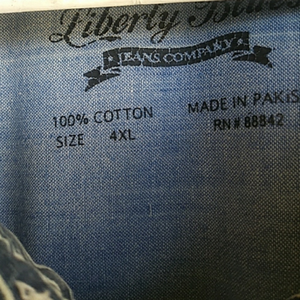 Men's button down shirt - Picture 2 of 2